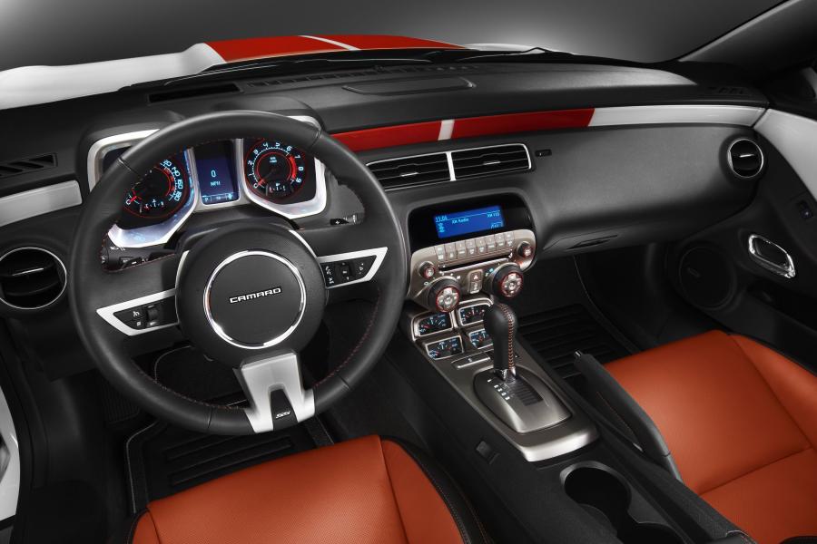  Chevrolet Camaro SS Convertible Indy 500 Pace Car 2011 года  (фото 2 из 4)